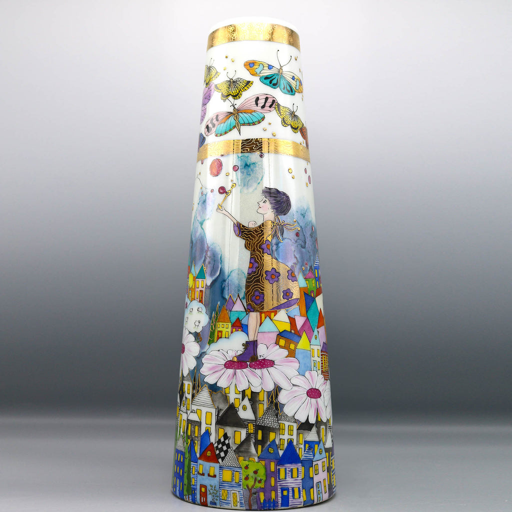 Isabelle Lafargue artwork 'Wonderland - Le pays merveilleux - Vase with 18k gold' at Gallery78 Fredericton, New Brunswick